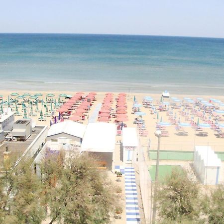 Hotel Italia Сенигаллия Экстерьер фото